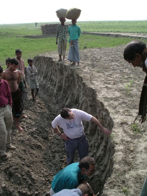 Bangladesh field school 2014.jpg