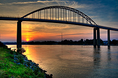 File:Chesapeak bridge.jpg