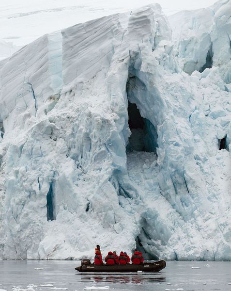 File:Hope Bay-2016-Trinity Peninsula–Arena Glacier 03.jpg
