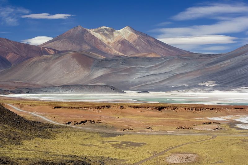 File:Miscanti Lagoon near San Pedro de Atacama Chile Luca Galuzzi 2006.jpg
